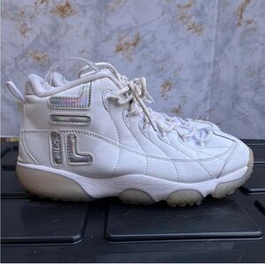 Retro Fila Womens sneakers